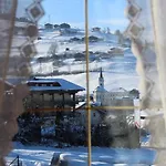 Appartementhaus Egger Апартаменты Капрун