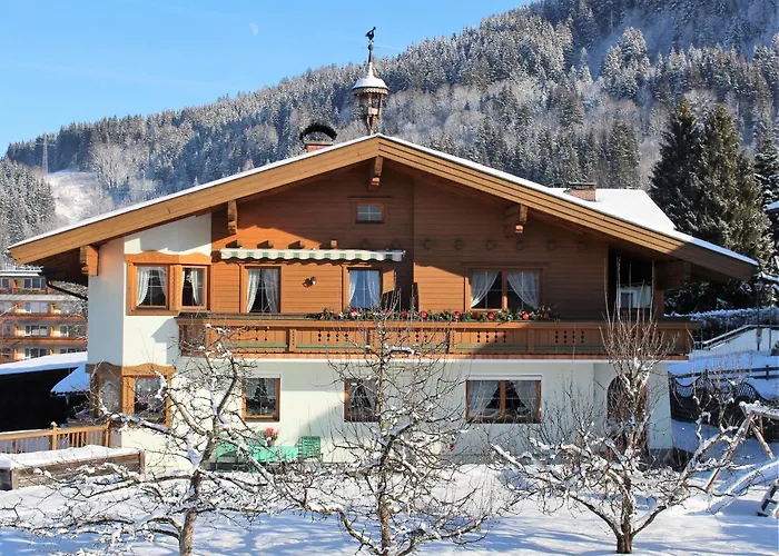 Appartementhaus Egger カプルーン